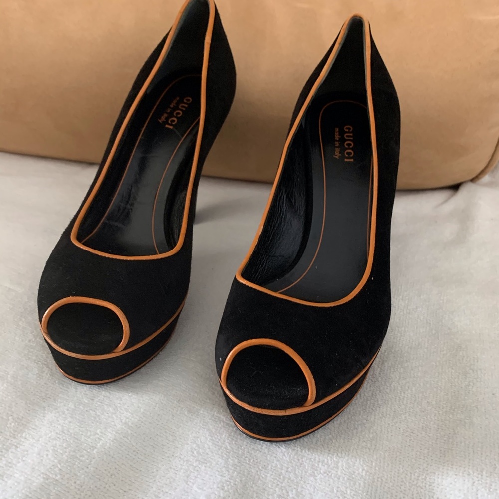 Gucci black suede heels, size 36 euro